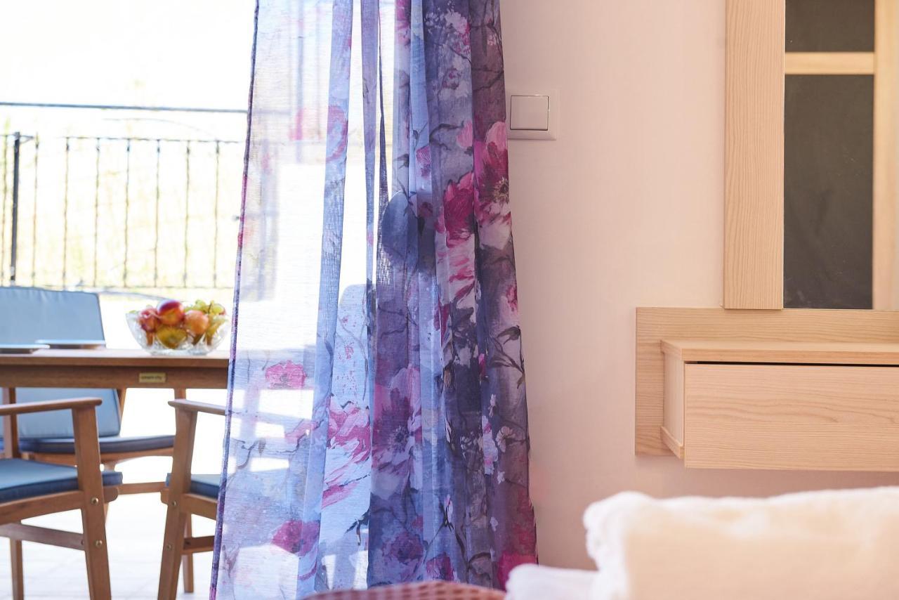 Lake View Suites Kavallos  Екстер'єр фото